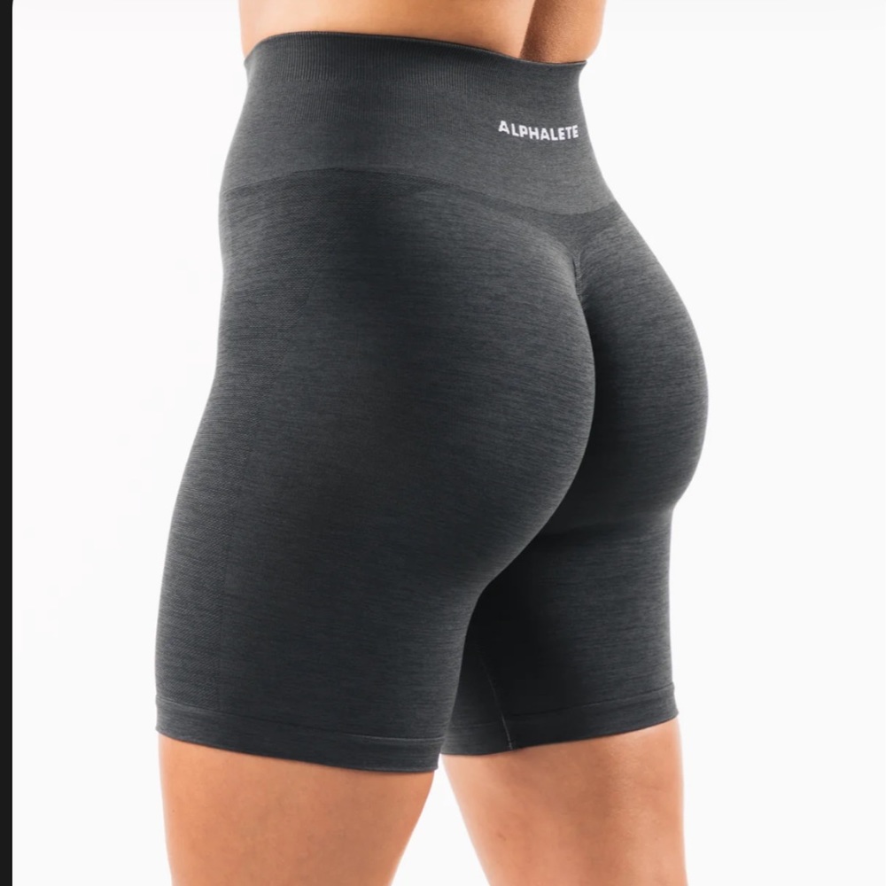 Alphalete Amplify Shorts 6.5 inches